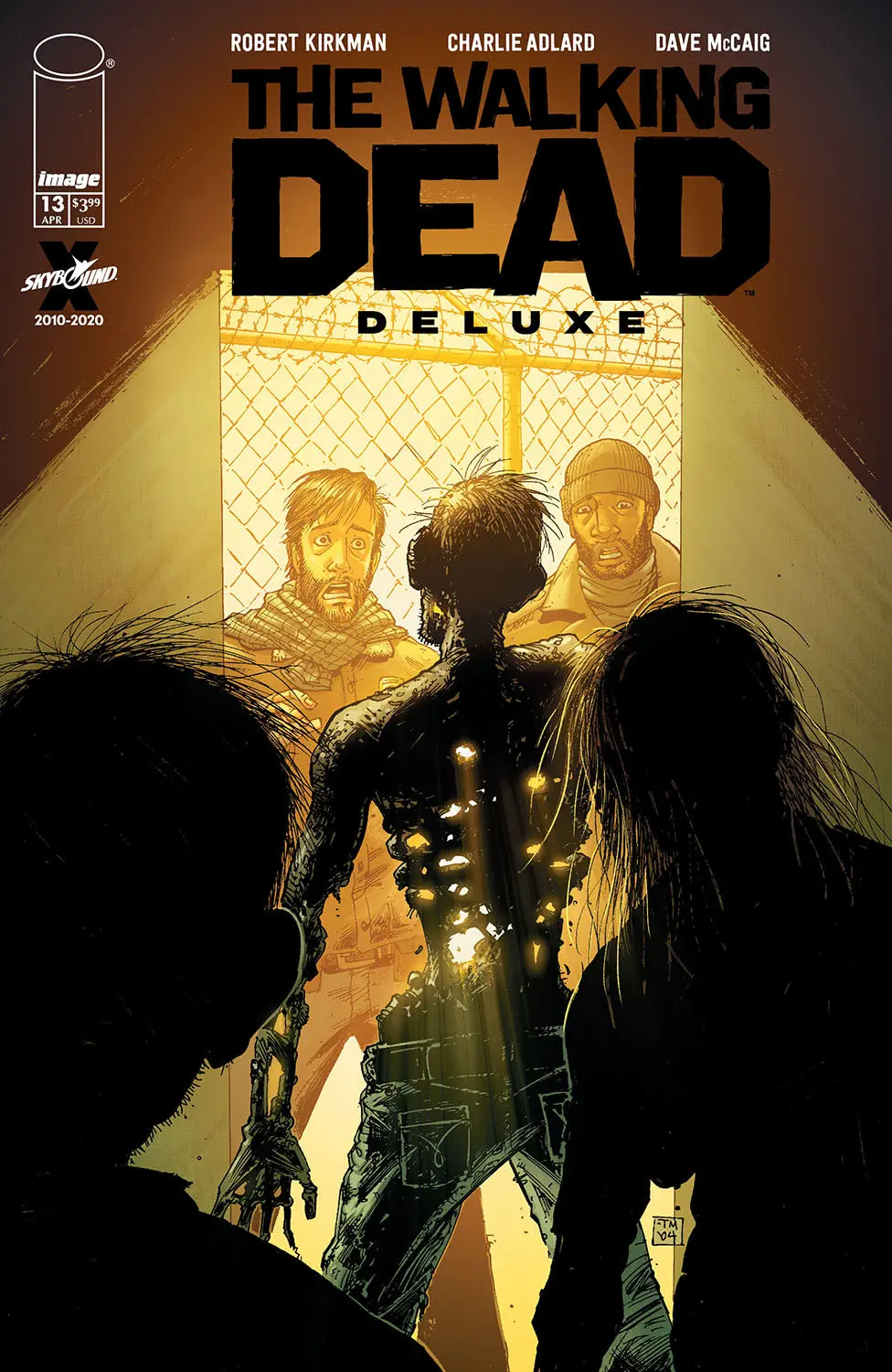 Walking Dead Dlx #13 Cvr B Moore & Mccaig (Mr) (4/21/21) 1