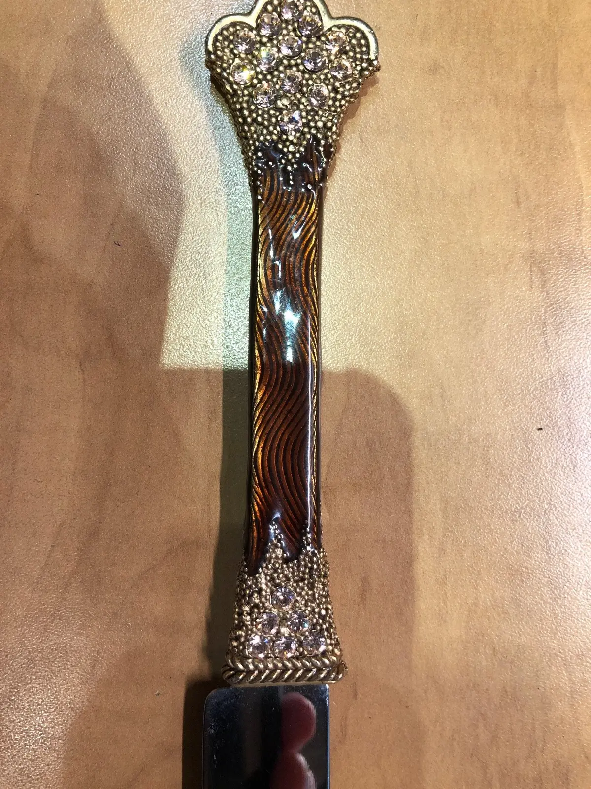 Quest Shabbos Bread Knife Brown/Gold 1
