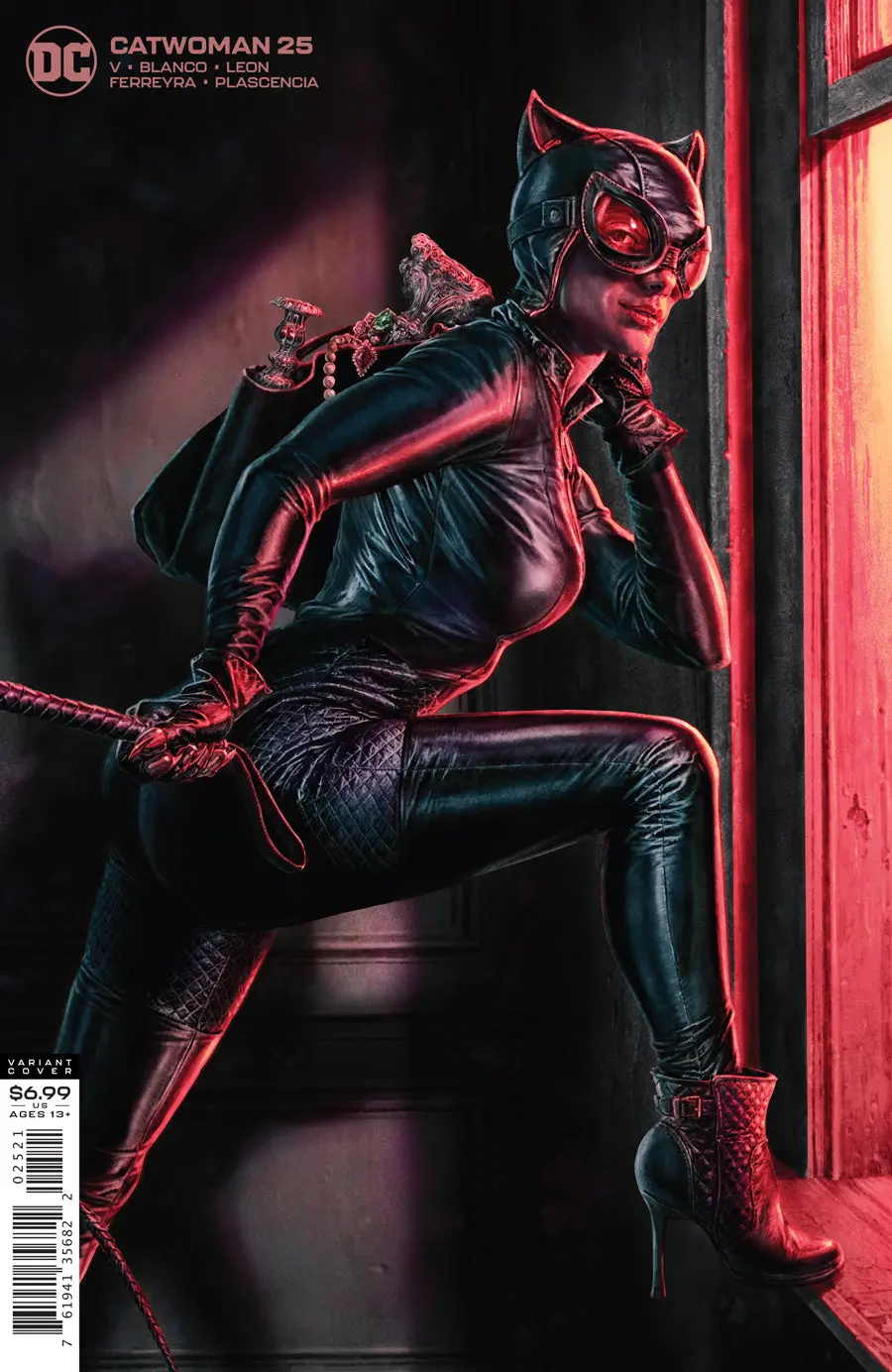 Catwoman #25 Cvr B Lee Bermejo Card Stock Var (Joker War) 1