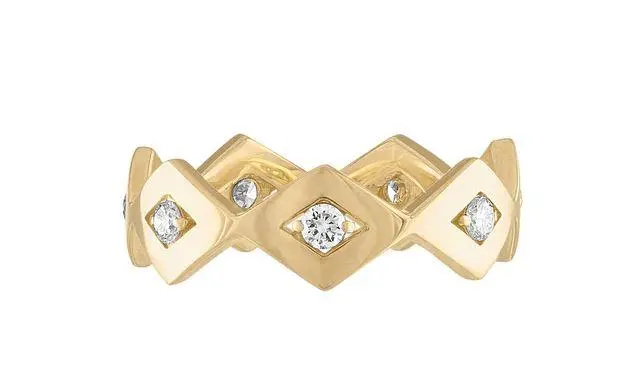 Lucia Eternity Band 1