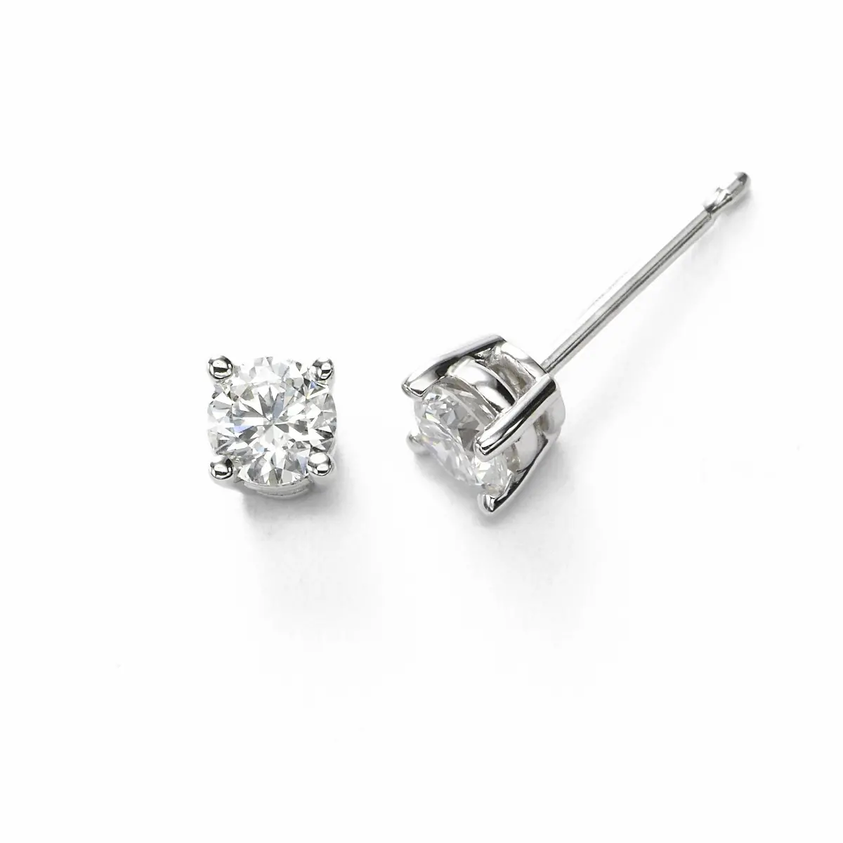14K White Gold Diamond Stud Earrings .20Ct Total Weight 1