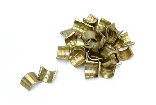 Comp Cams 601-16 Street Valve Locks 1